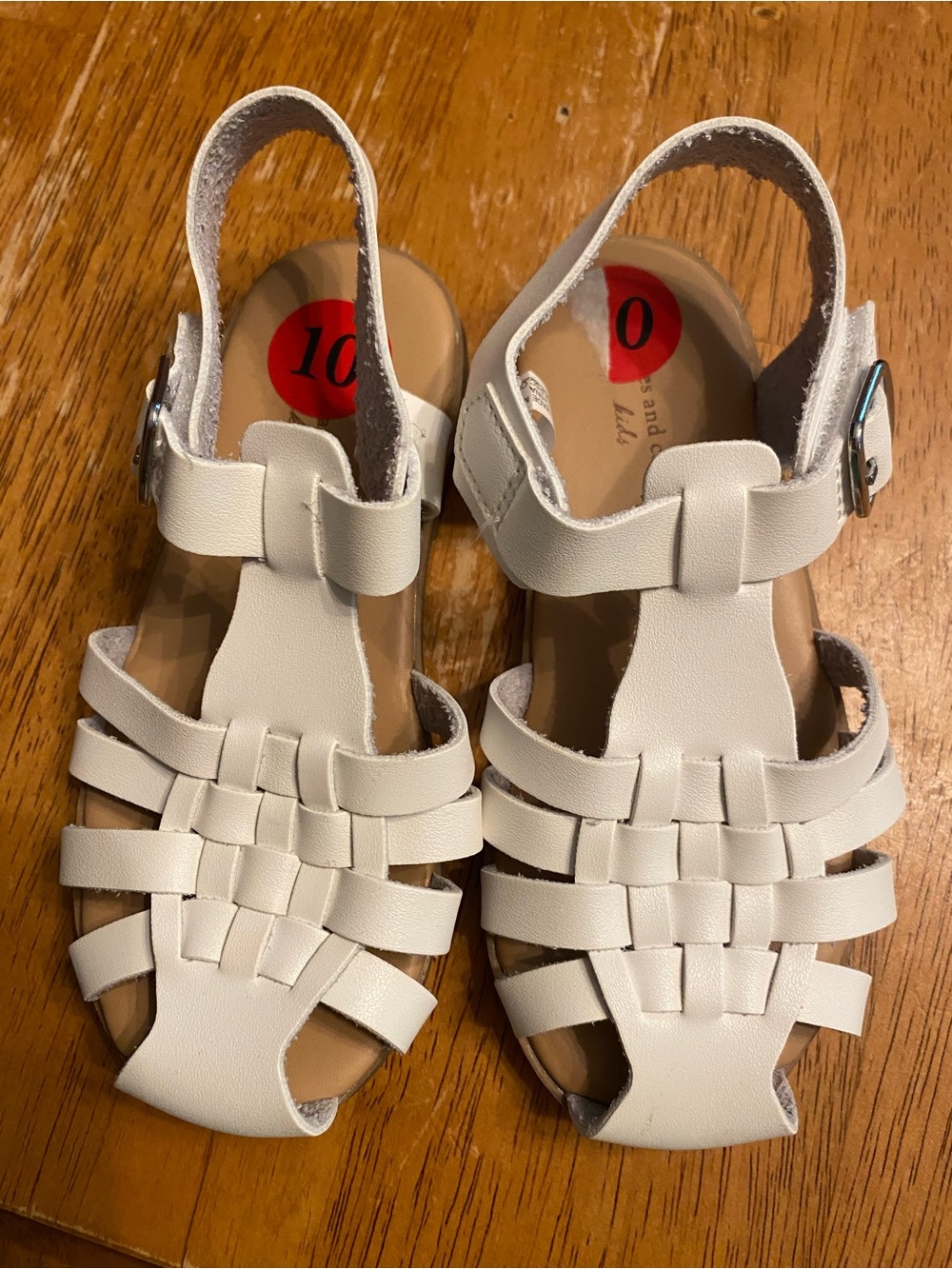 cupcakes & cashmere Kids White Woven-Detail Sandals